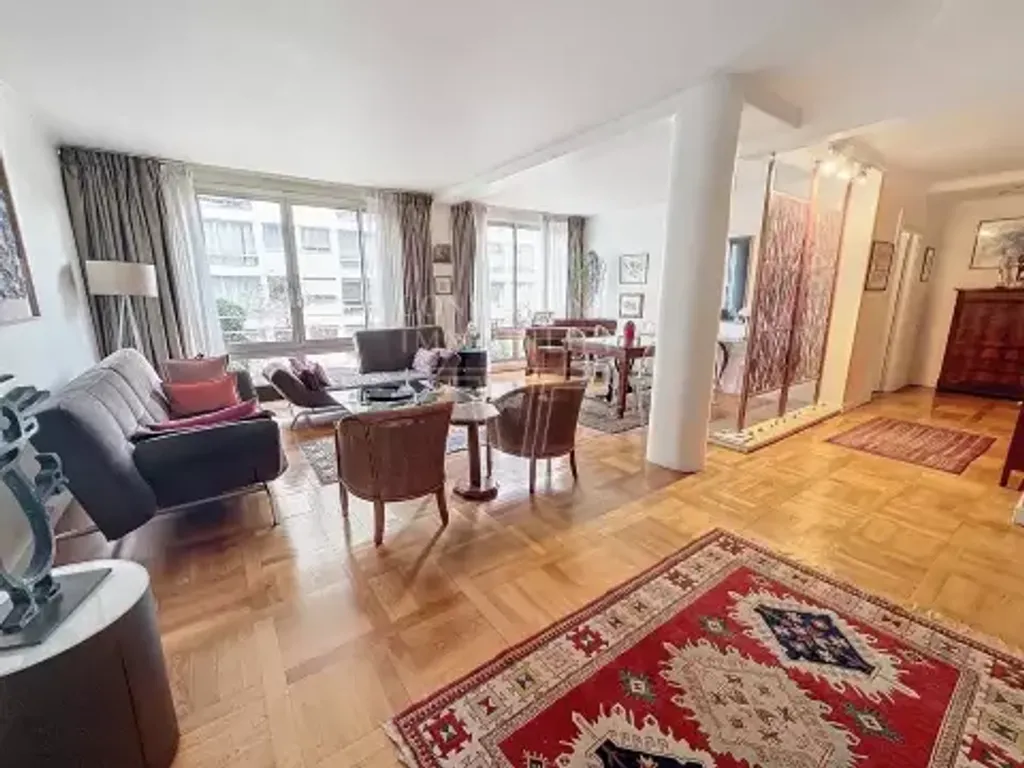 Achat appartement à vendre 4 pièces 106 m² - Paris 16ème arrondissement