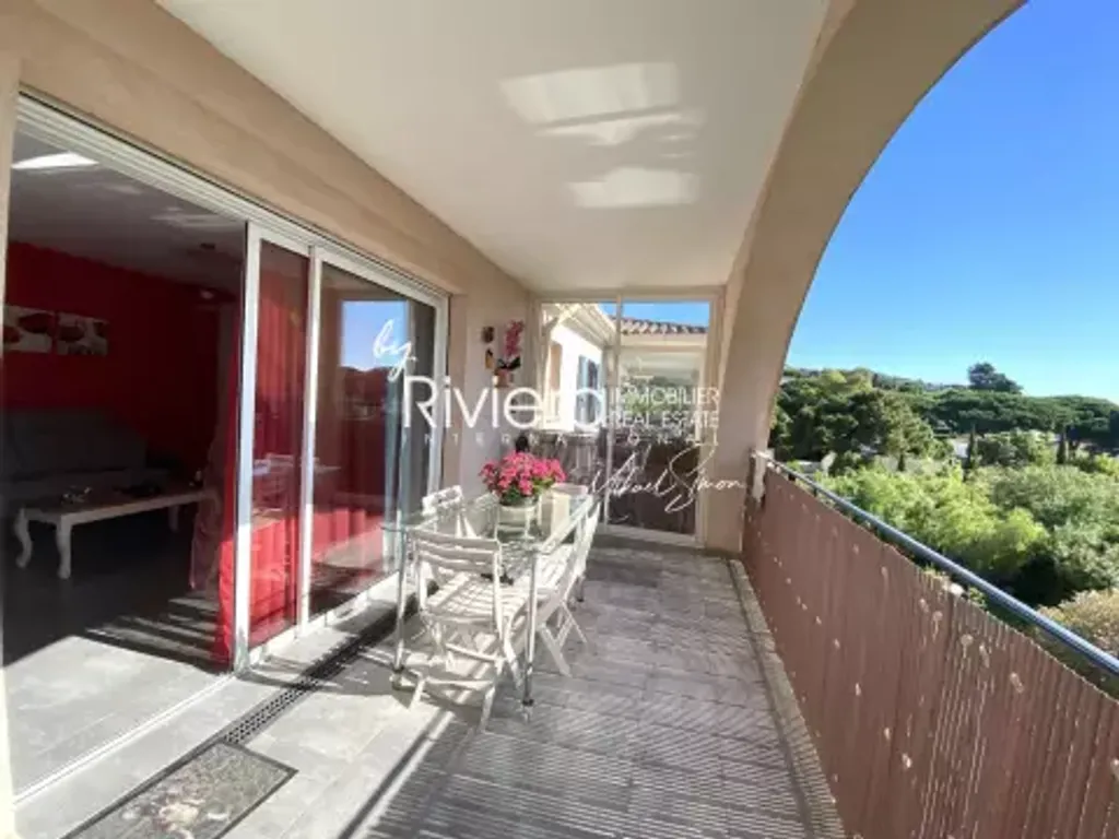 Achat appartement à vendre 3 pièces 58 m² - Cavalaire-sur-Mer