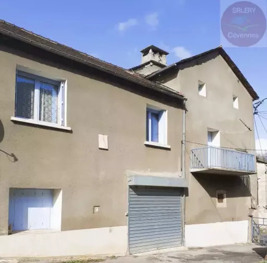 Achat maison à vendre 5 chambres 137 m² - Bédouès-Cocurès