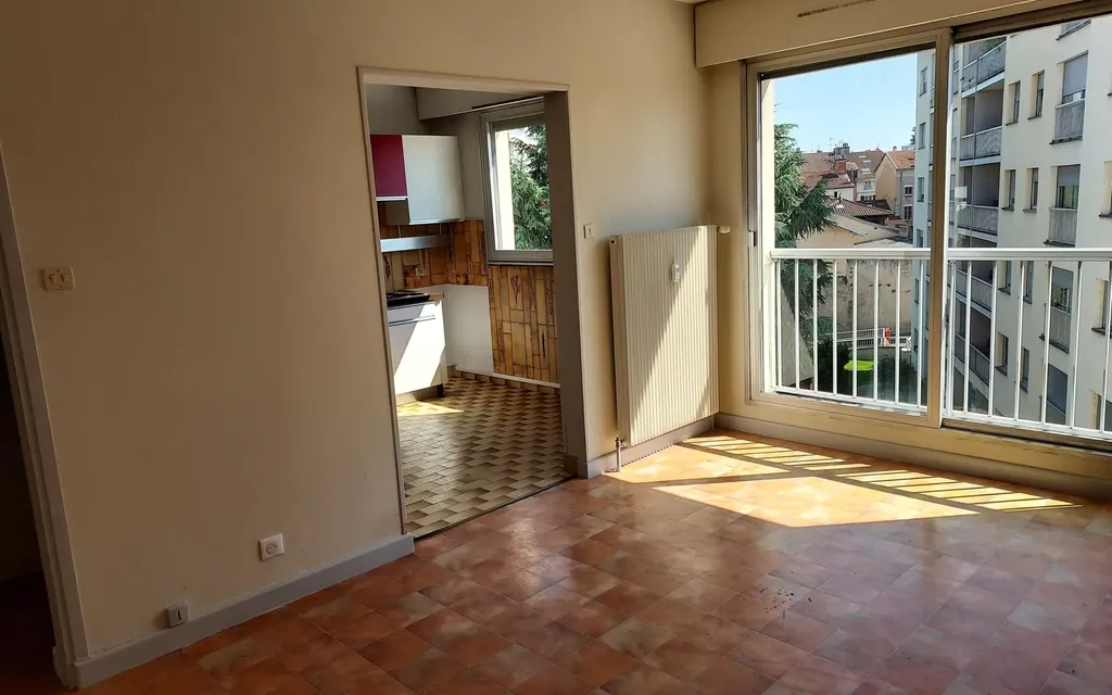 Achat appartement à vendre 2 pièces 48 m² - Bourg-en-Bresse