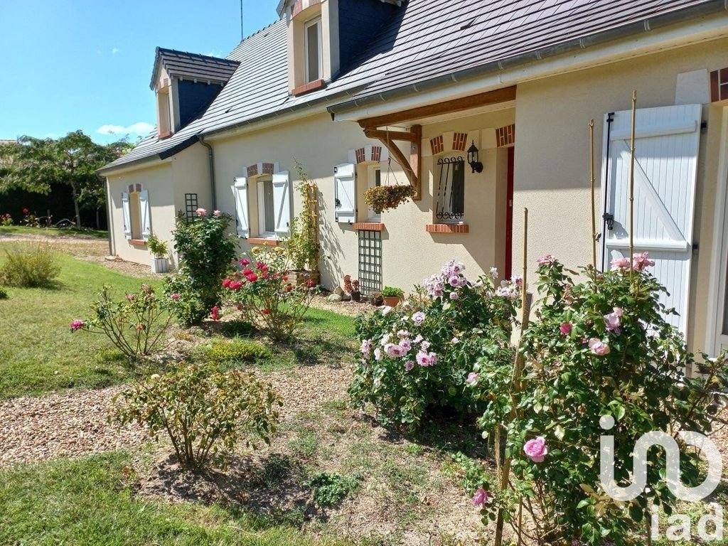 Achat maison à vendre 6 chambres 240 m² - La Chapelle-Montmartin
