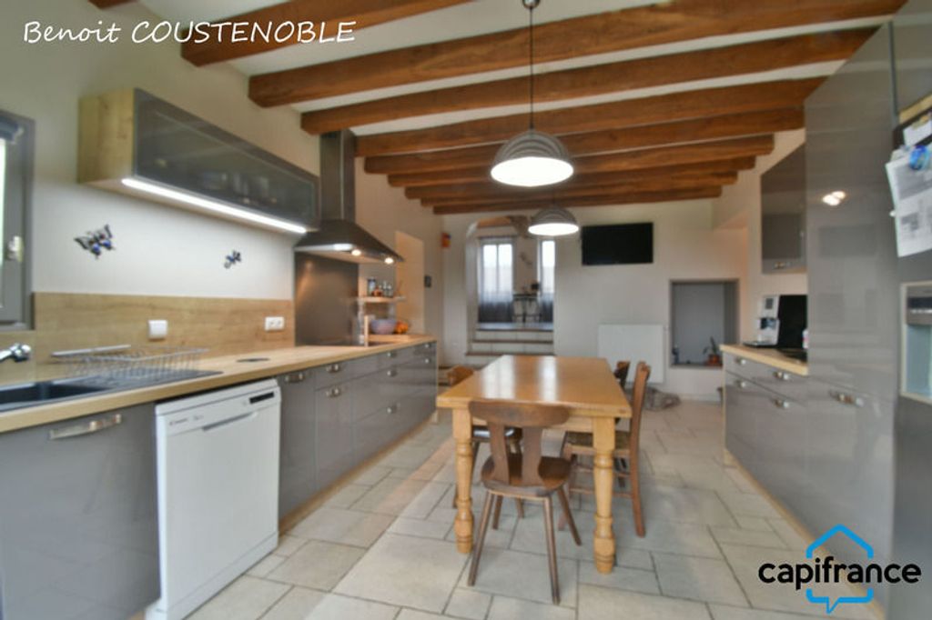 Achat maison à vendre 3 chambres 183 m² - Villeneuve-Saint-Salves