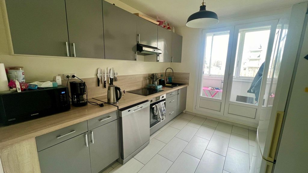 Achat appartement à vendre 3 pièces 65 m² - Neuilly-sur-Marne