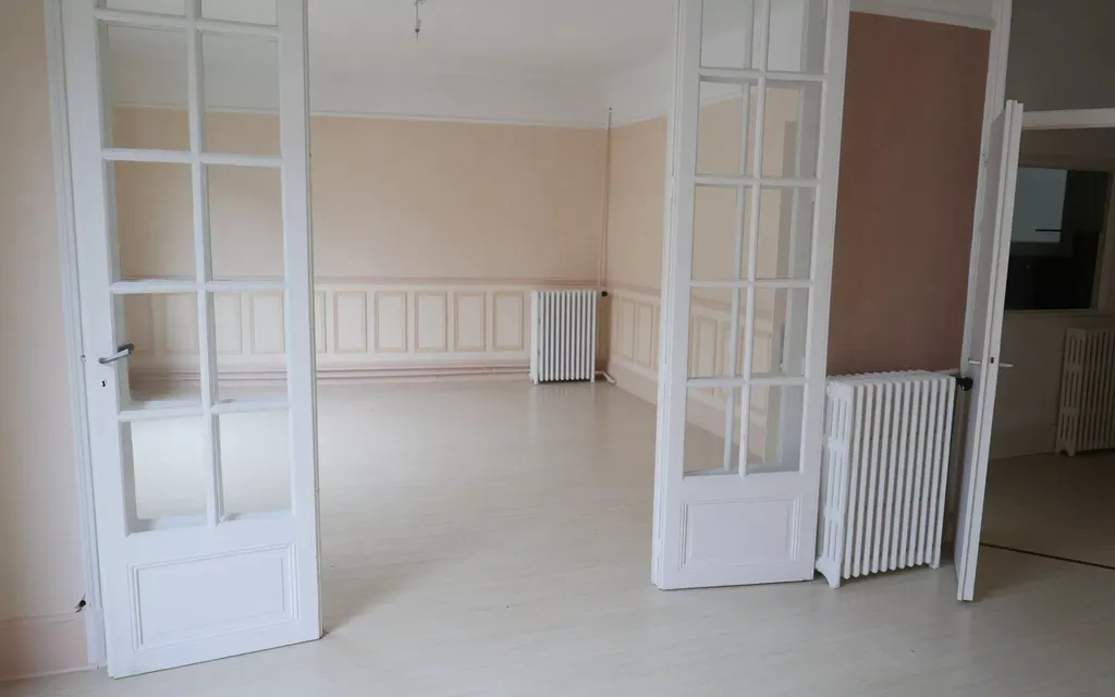 Achat appartement à vendre 4 pièces 108 m² - Verdun