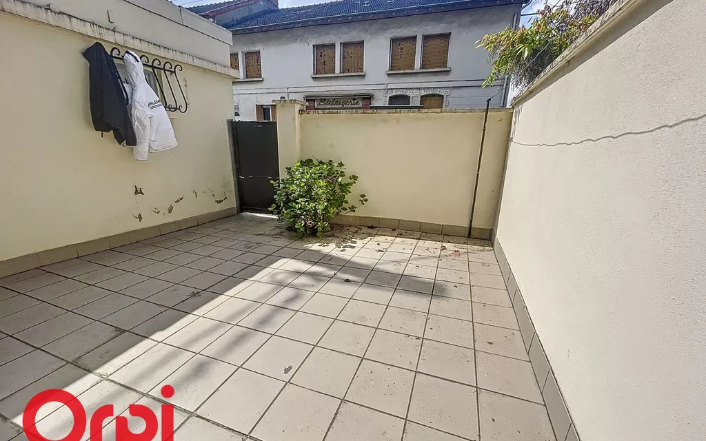 Achat maison à vendre 1 chambre 54 m² - Montluçon