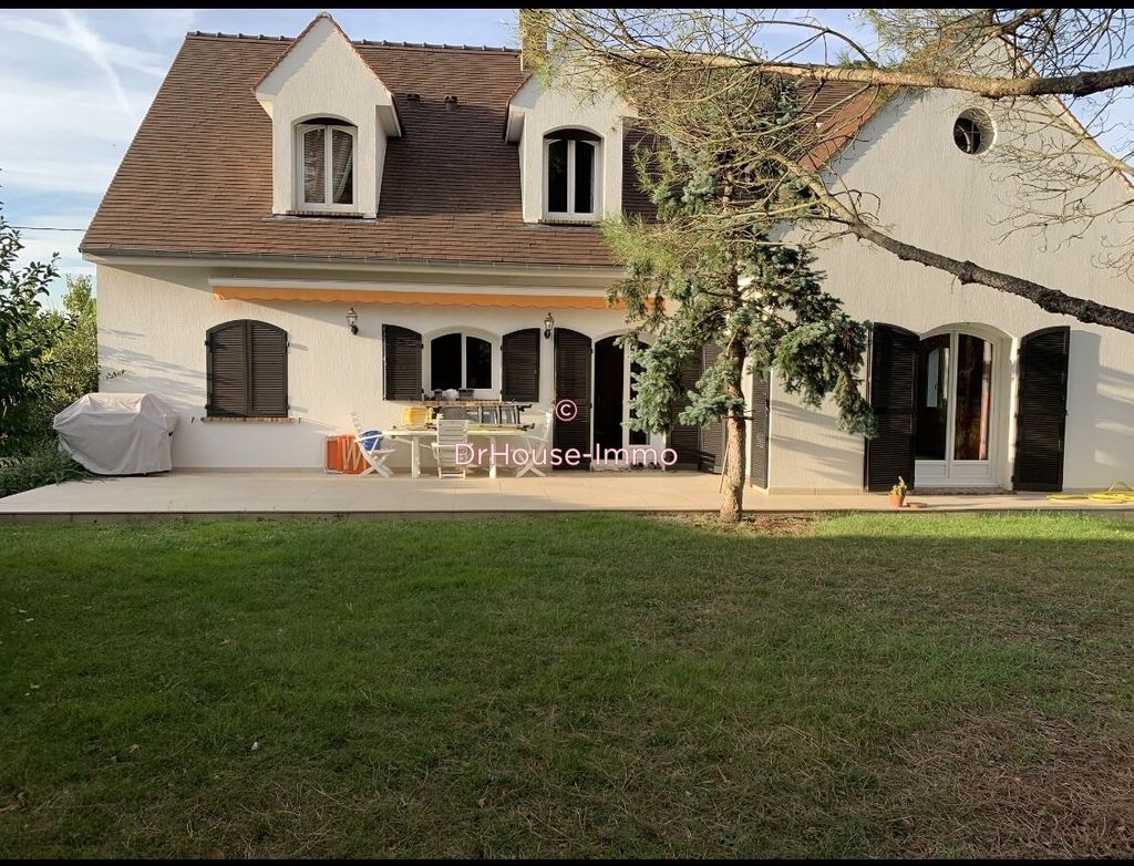 Achat maison à vendre 4 chambres 260 m² - Sucy-en-Brie