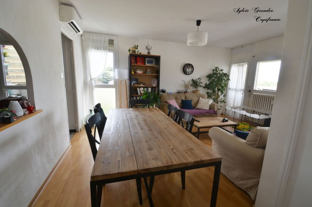 Achat appartement à vendre 4 pièces 76 m² - Salon-de-Provence