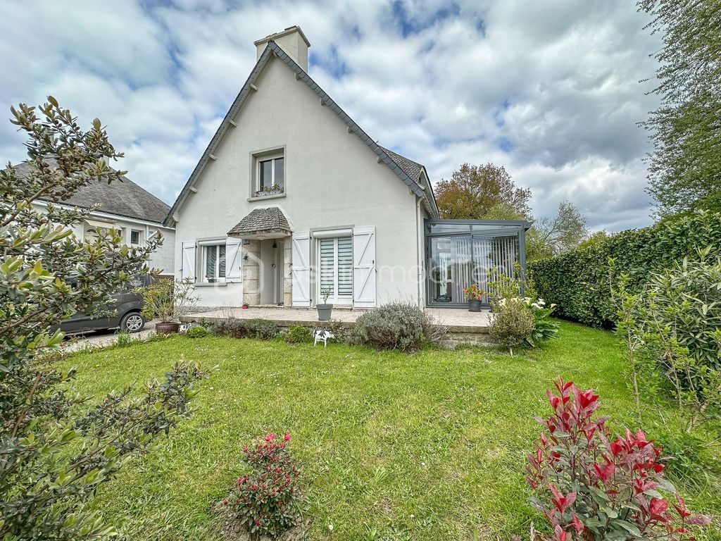 Achat maison à vendre 5 chambres 195 m² - Sainte-Anne-d'Auray