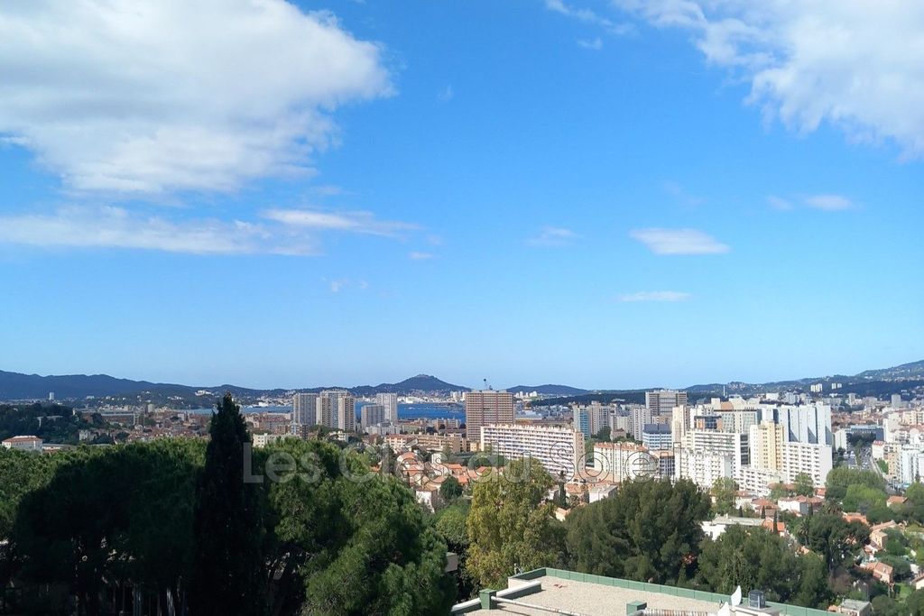 Achat appartement à vendre 3 pièces 70 m² - Toulon