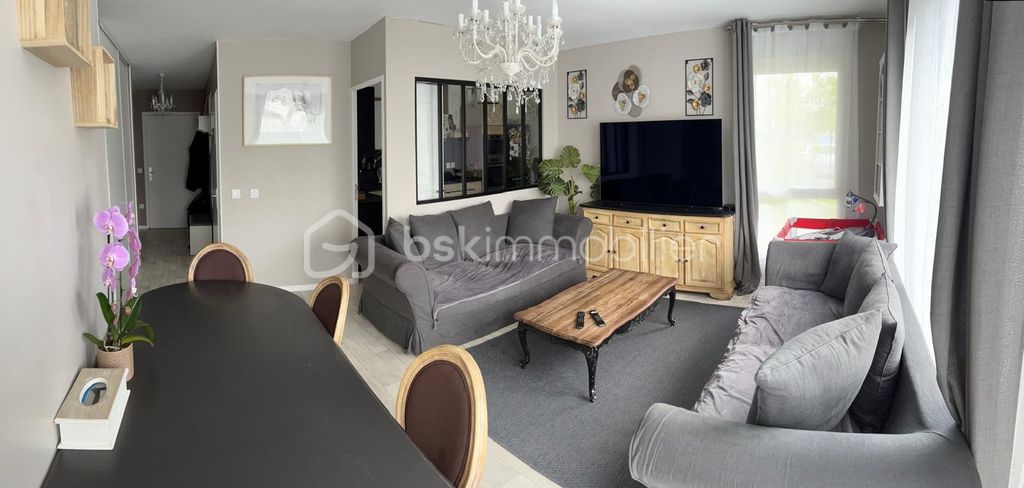 Achat appartement à vendre 4 pièces 83 m² - Roissy-en-Brie