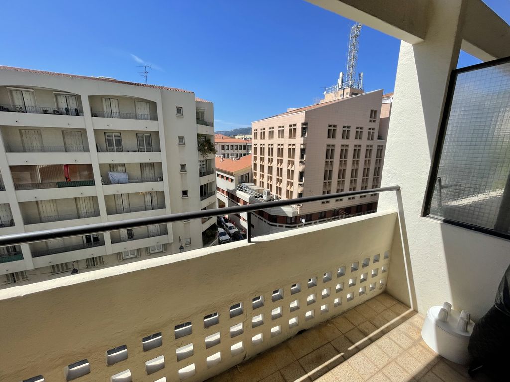 Achat studio à vendre 32 m² - Toulon