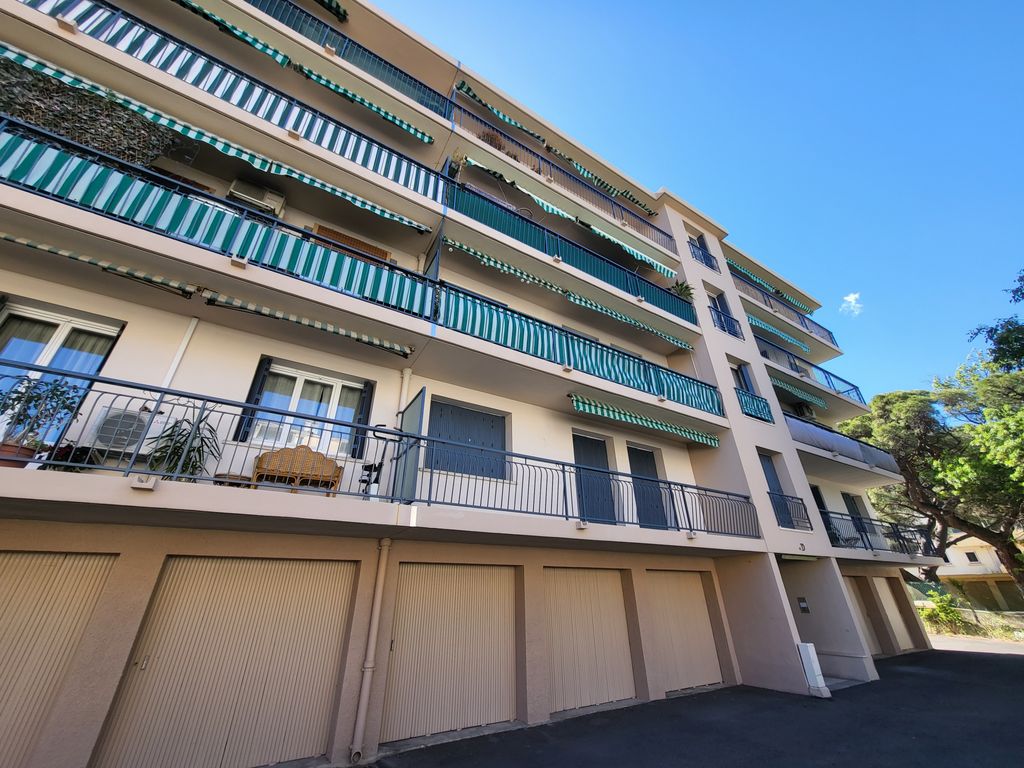 Achat appartement à vendre 4 pièces 92 m² - Toulon