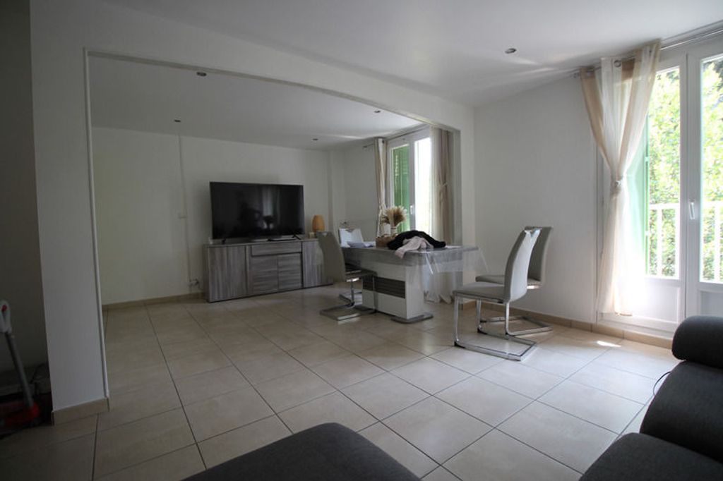 Achat appartement à vendre 4 pièces 74 m² - Grenoble