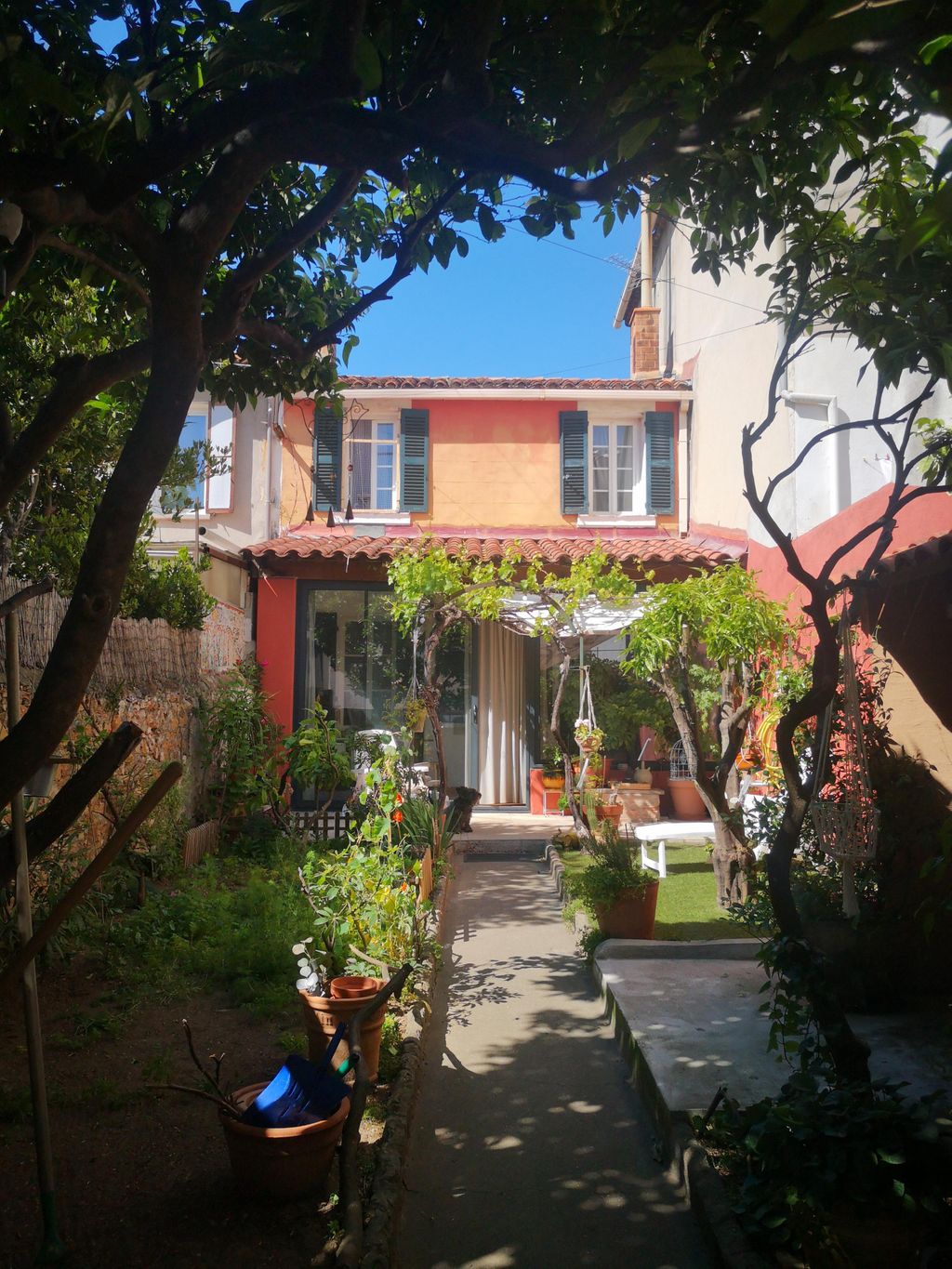Achat maison à vendre 2 chambres 63 m² - Toulon