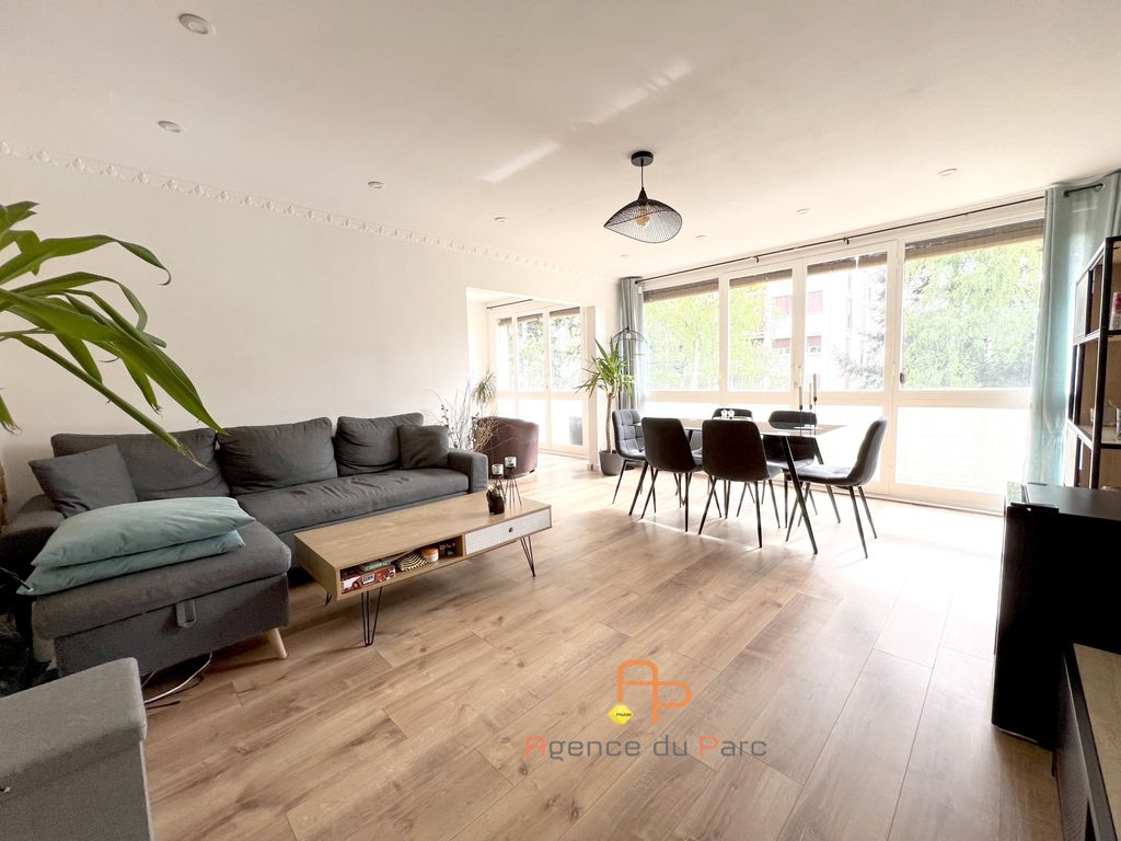 Achat appartement à vendre 5 pièces 94 m² - Mennecy