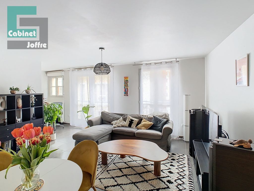 Achat appartement à vendre 3 pièces 76 m² - Fontainebleau