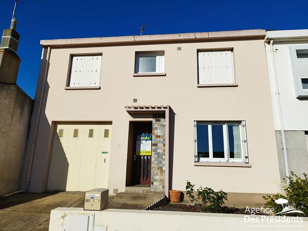 Achat maison à vendre 4 chambres 115 m² - Les Sables-d'Olonne