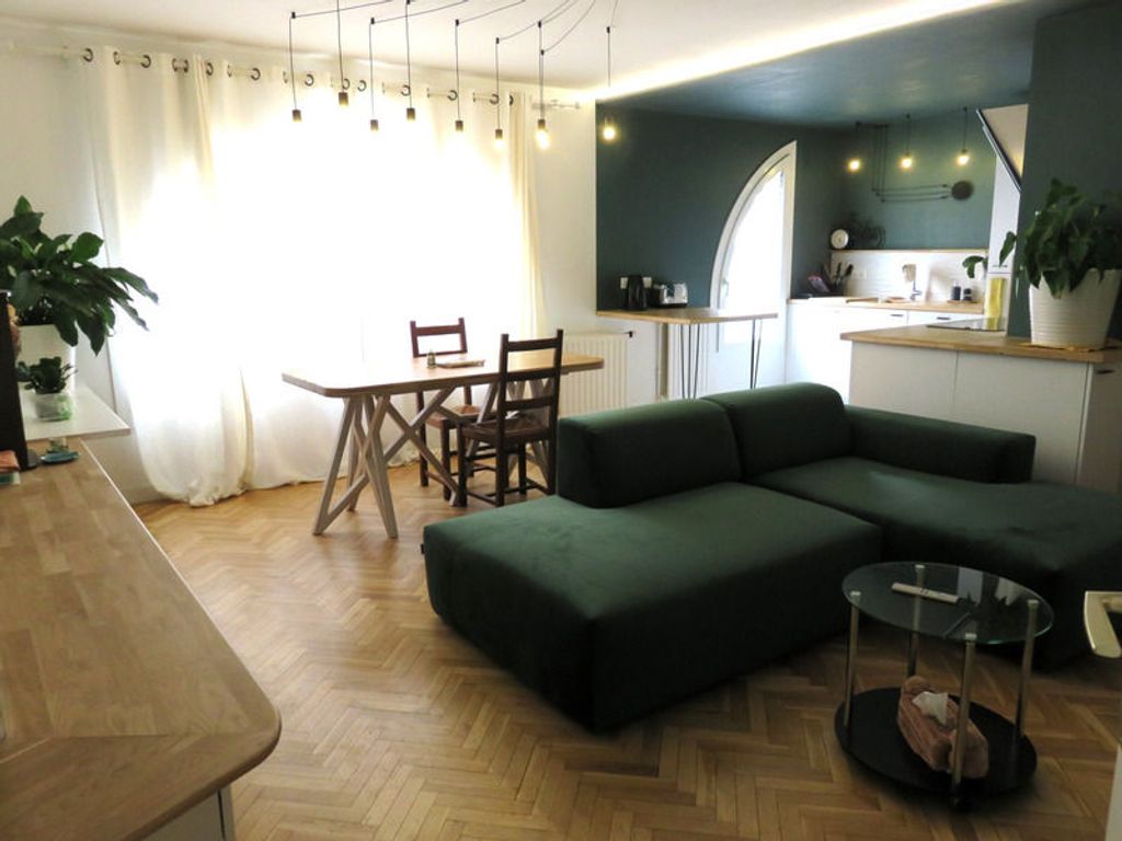 Achat appartement à vendre 2 pièces 54 m² - Saint-Maurice