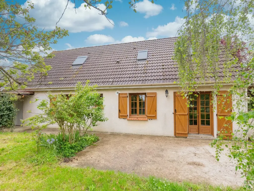 Achat maison à vendre 5 chambres 115 m² - Fontenay-Trésigny