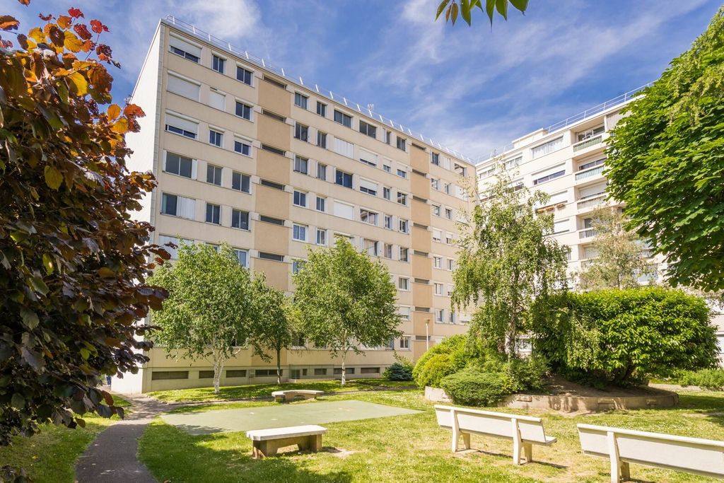 Achat appartement à vendre 4 pièces 69 m² - Gagny