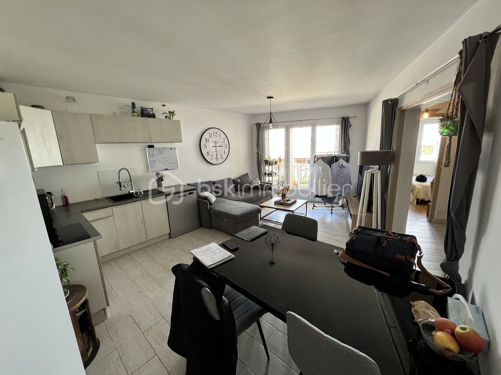 Achat appartement à vendre 5 pièces 80 m² - La Roche-sur-Yon