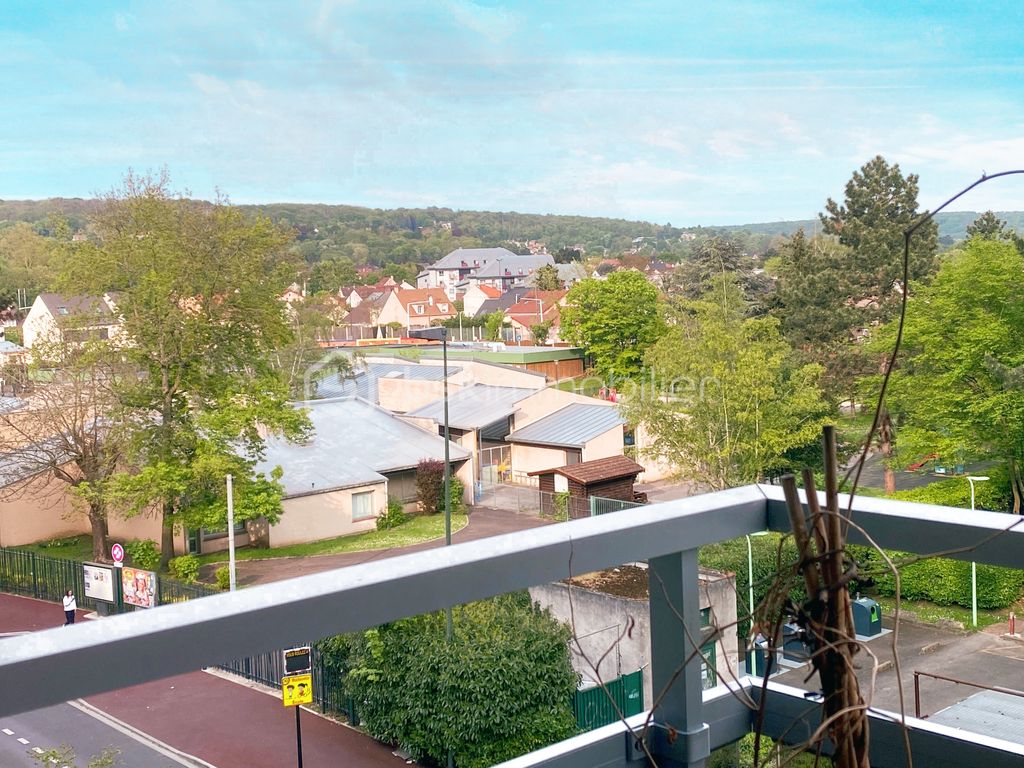 Achat appartement à vendre 4 pièces 85 m² - Saint-Leu-la-Forêt
