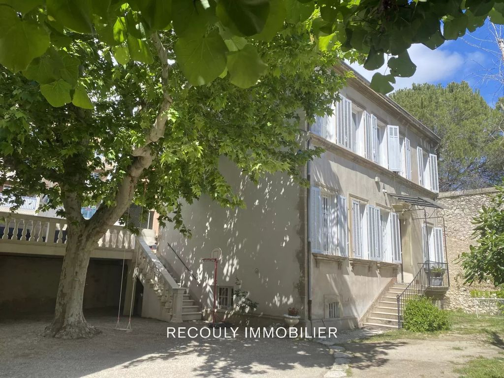 Achat maison à vendre 4 chambres 190 m² - Marseille 8ème arrondissement