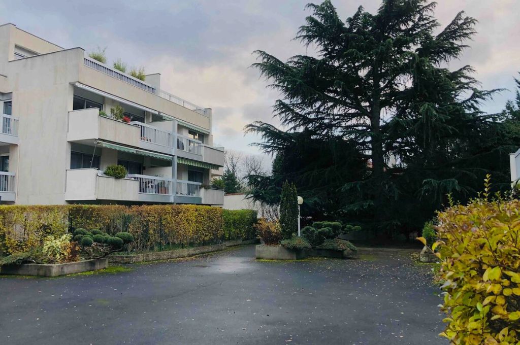 Achat appartement à vendre 2 pièces 45 m² - Saint-Leu-la-Forêt