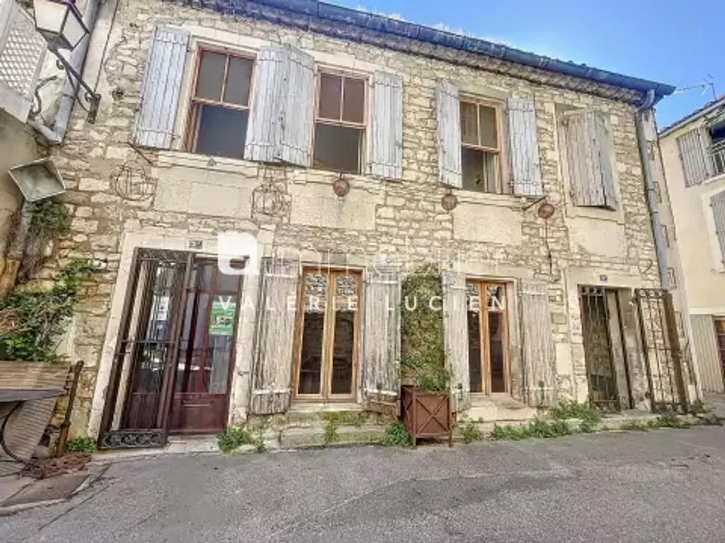 Achat maison à vendre 2 chambres 125 m² - Saint-Rémy-de-Provence