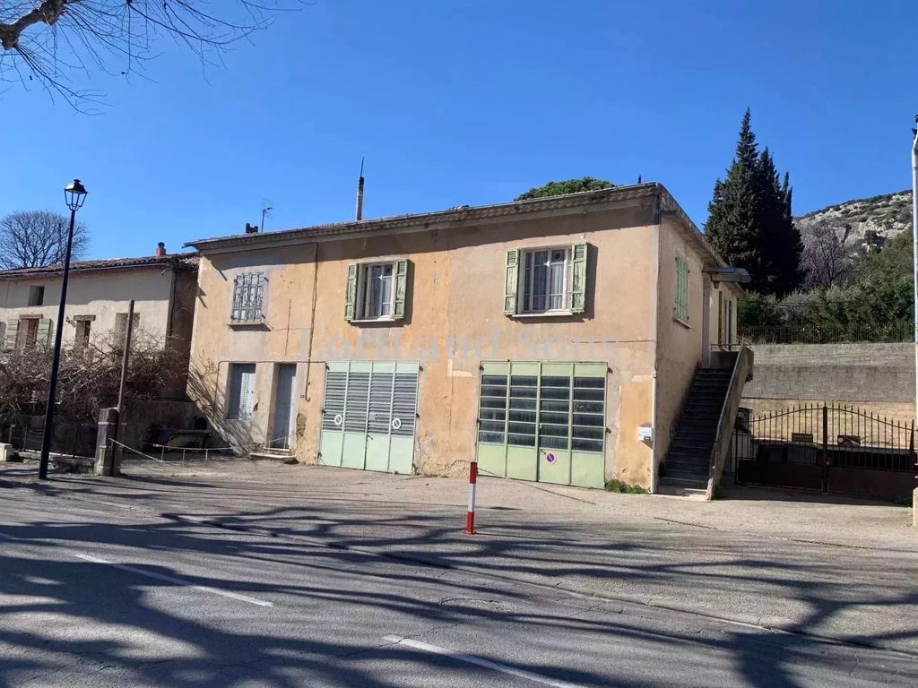 Achat maison à vendre 3 chambres 306 m² - Beaumes-de-Venise