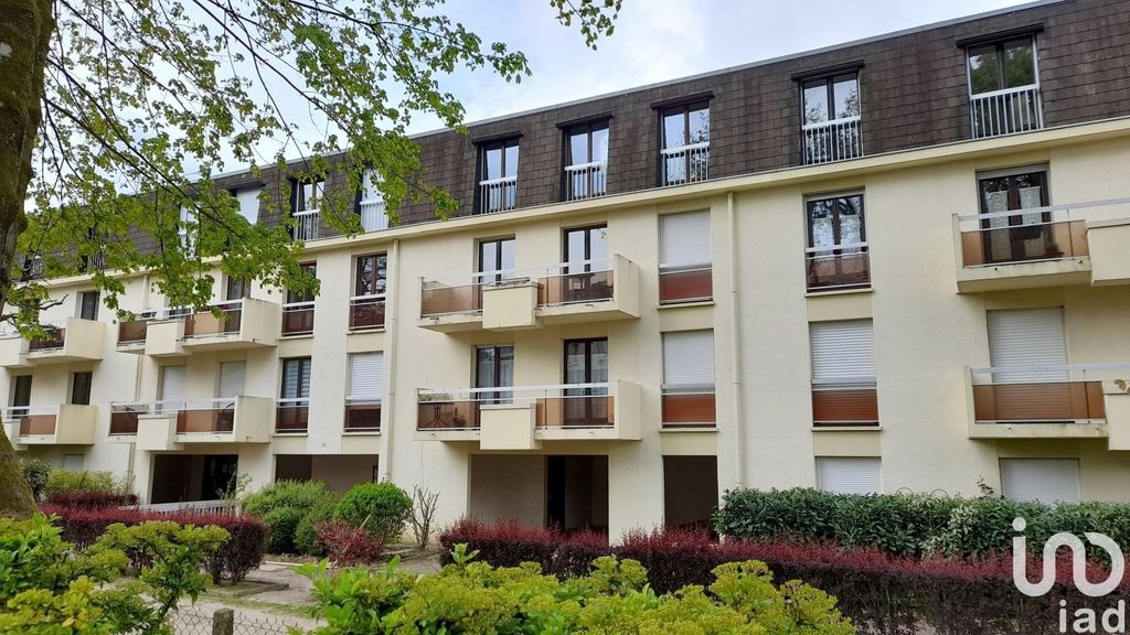 Achat appartement à vendre 2 pièces 46 m² - Chantilly