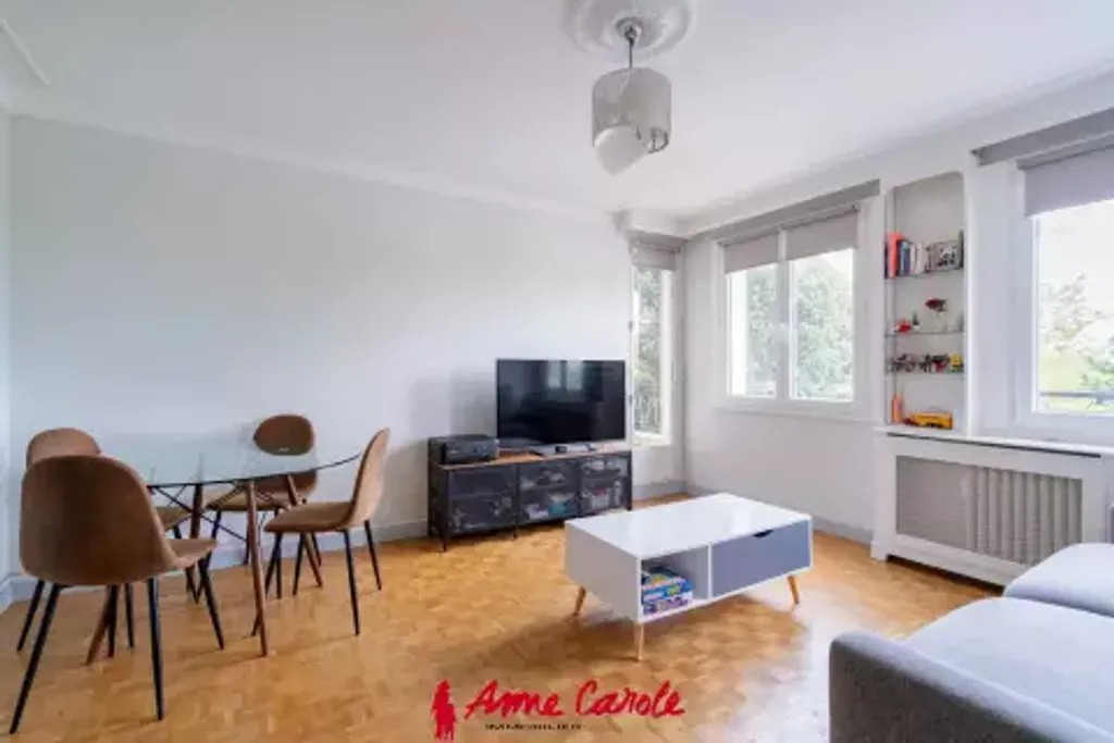 Achat appartement à vendre 2 pièces 49 m² - Joinville-le-Pont