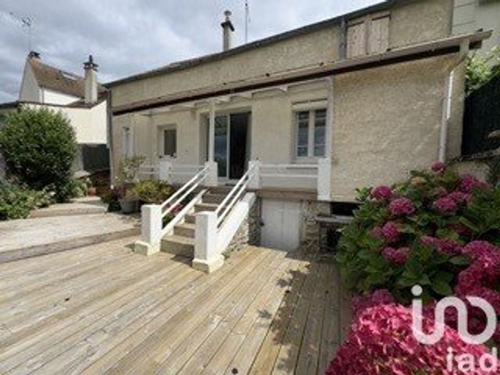 Achat maison à vendre 3 chambres 146 m² - Tournan-en-Brie