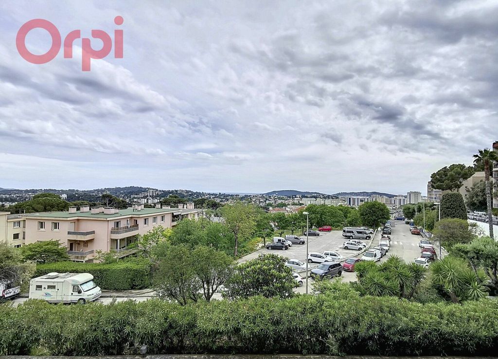 Achat appartement à vendre 4 pièces 71 m² - Toulon