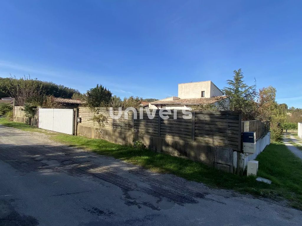 Achat maison à vendre 3 chambres 110 m² - Alboussière