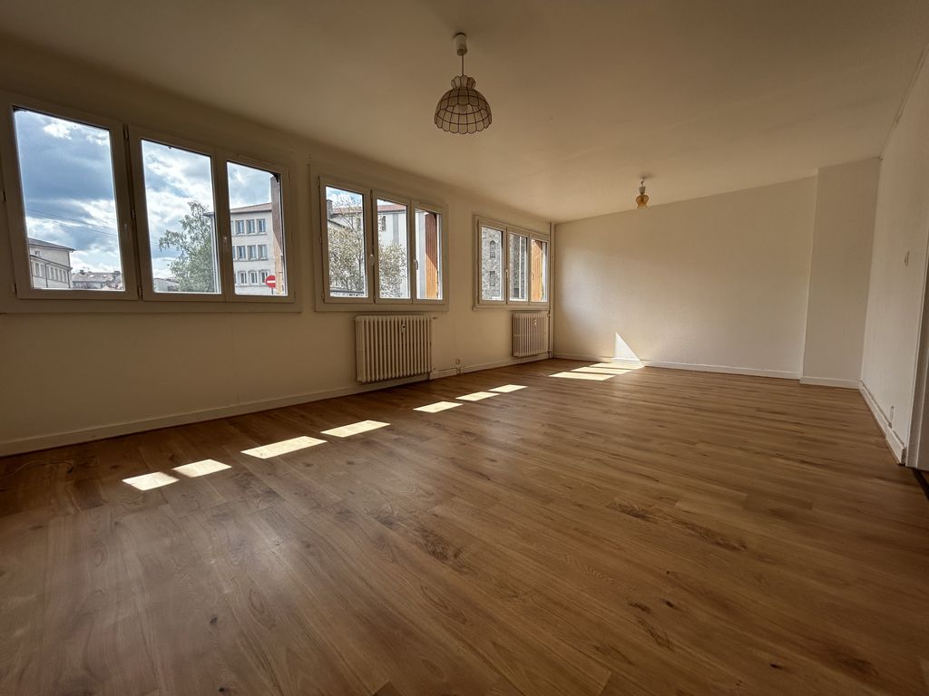 Achat appartement à vendre 3 pièces 69 m² - Aurillac