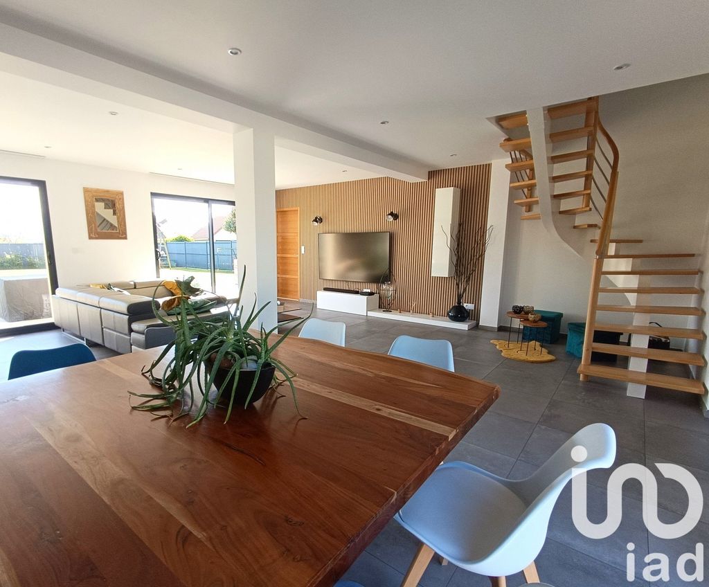 Achat maison à vendre 5 chambres 202 m² - Octeville-sur-Mer