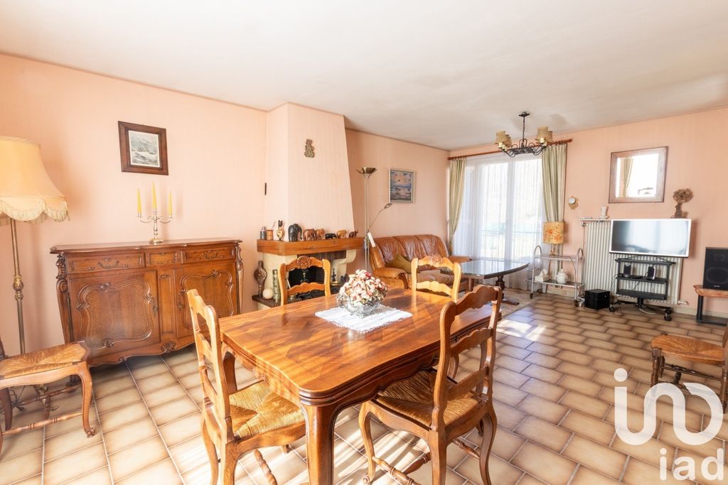 Achat maison à vendre 3 chambres 128 m² - Fléville-devant-Nancy