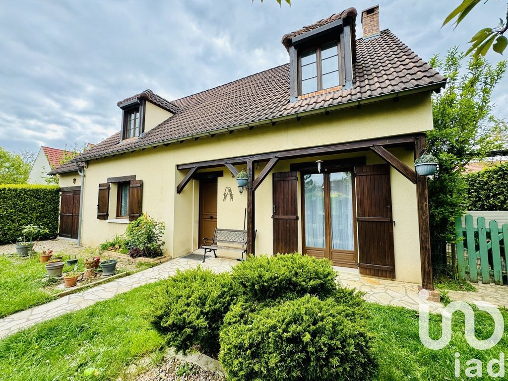 Achat maison à vendre 4 chambres 123 m² - Savigny-le-Temple