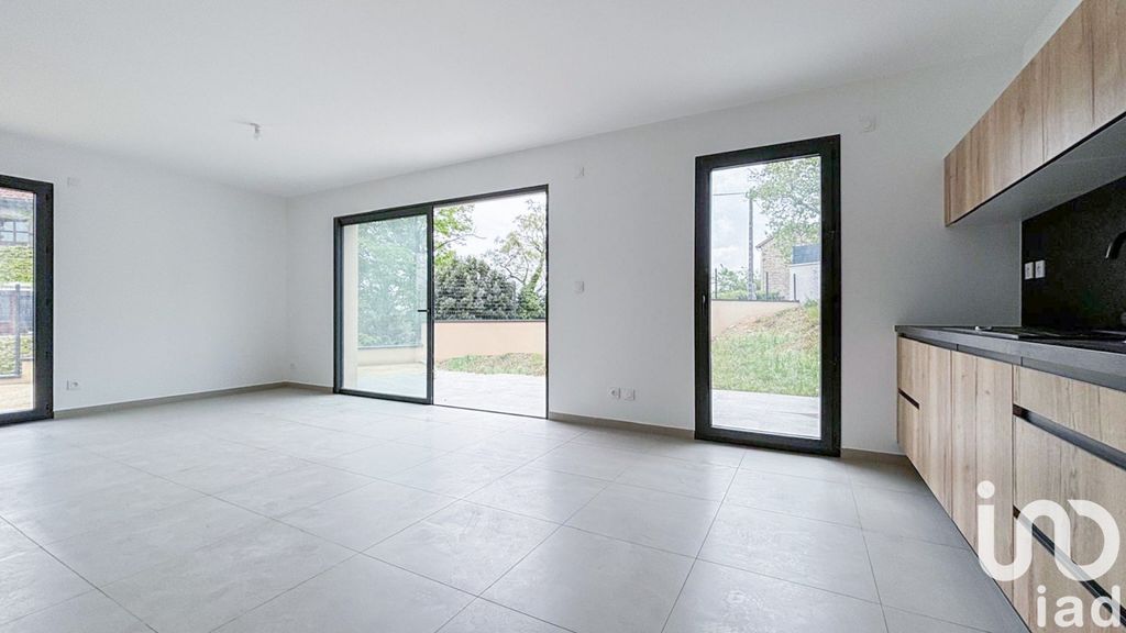 Achat maison à vendre 3 chambres 115 m² - Soucieu-en-Jarrest