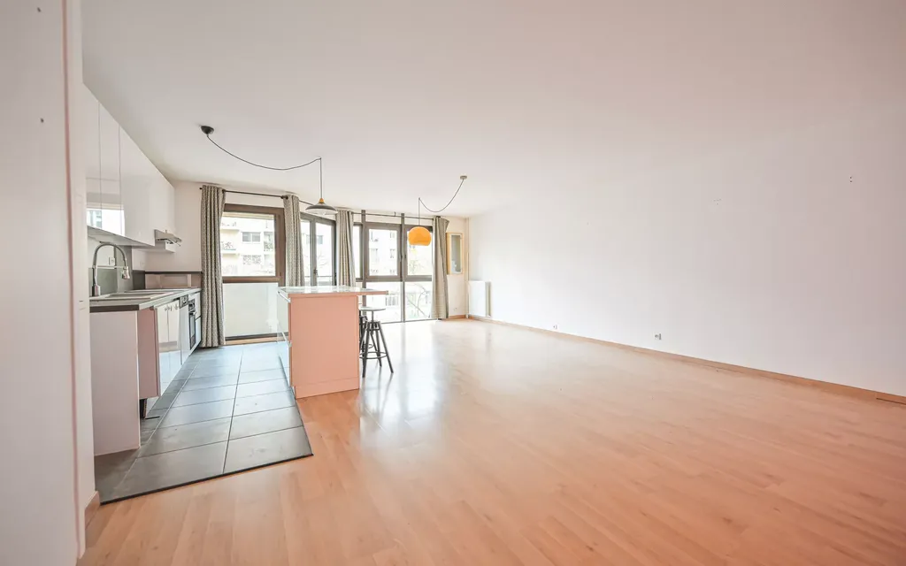 Achat appartement à vendre 4 pièces 95 m² - Paris 20ème arrondissement