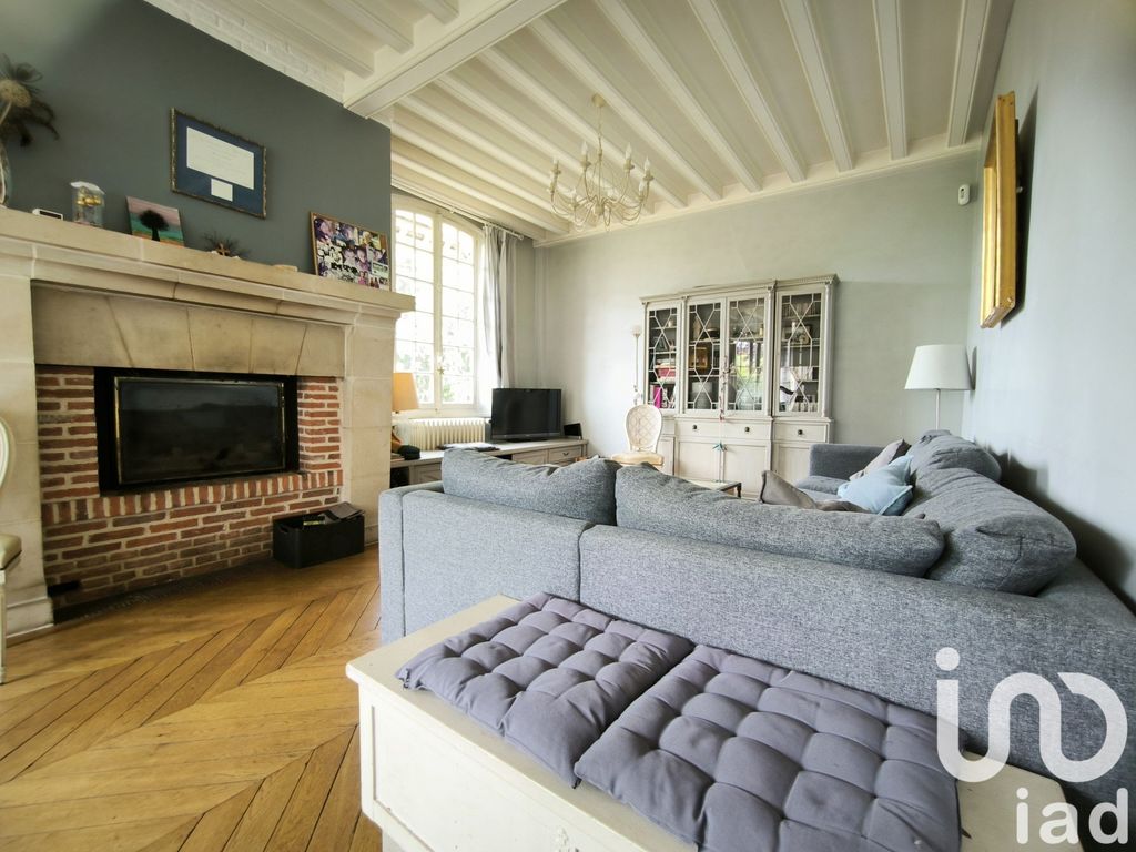 Achat maison à vendre 5 chambres 197 m² - Saint-Pierre-lès-Elbeuf