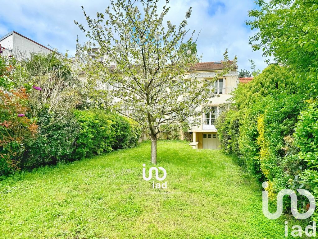 Achat maison à vendre 4 chambres 132 m² - Rueil-Malmaison