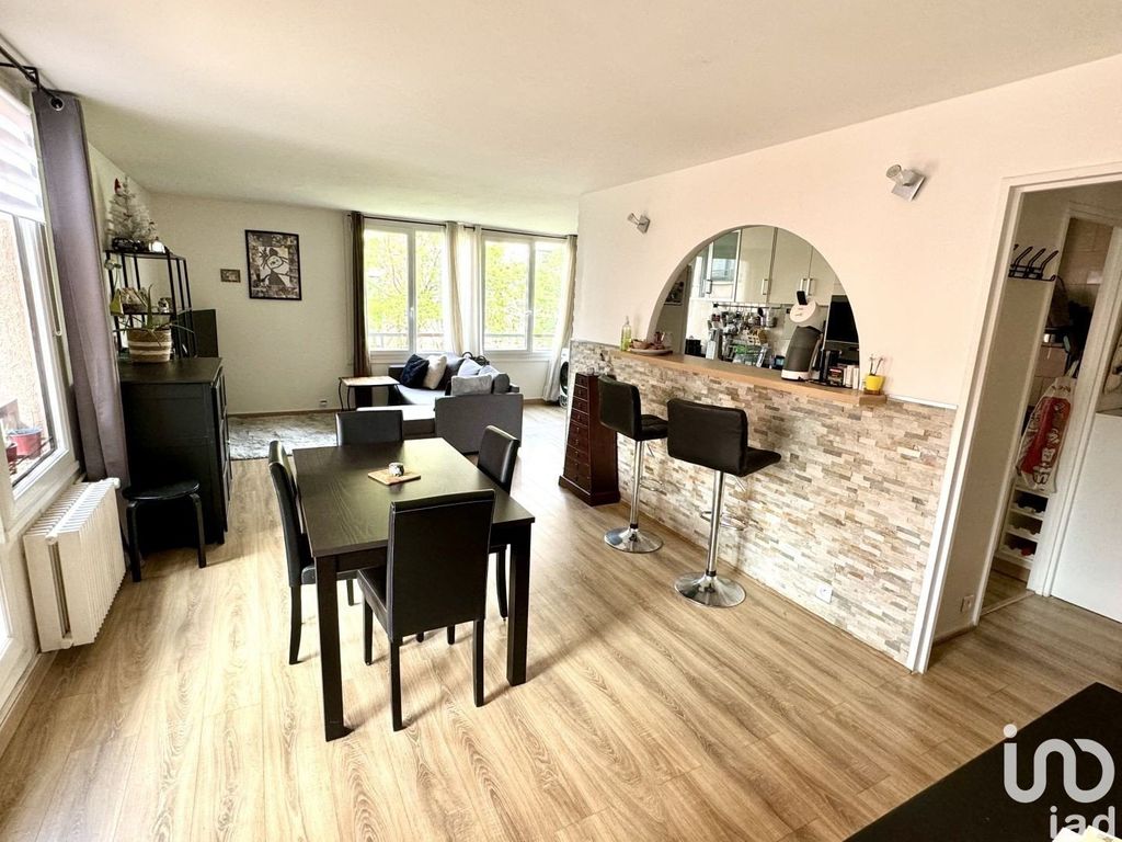 Achat appartement à vendre 4 pièces 82 m² - Champs-sur-Marne