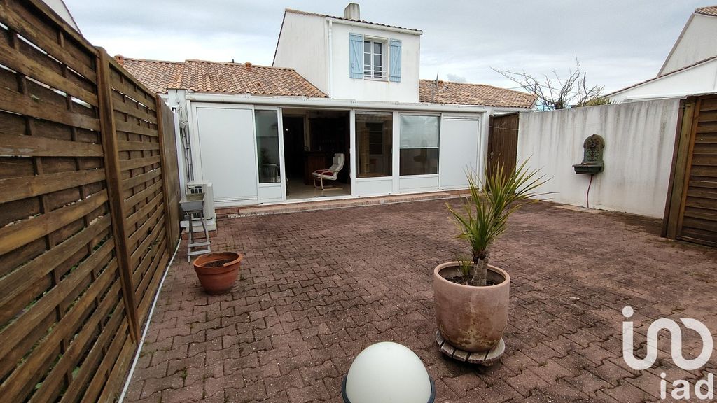 Achat maison à vendre 3 chambres 103 m² - Saint-Gilles-Croix-de-Vie