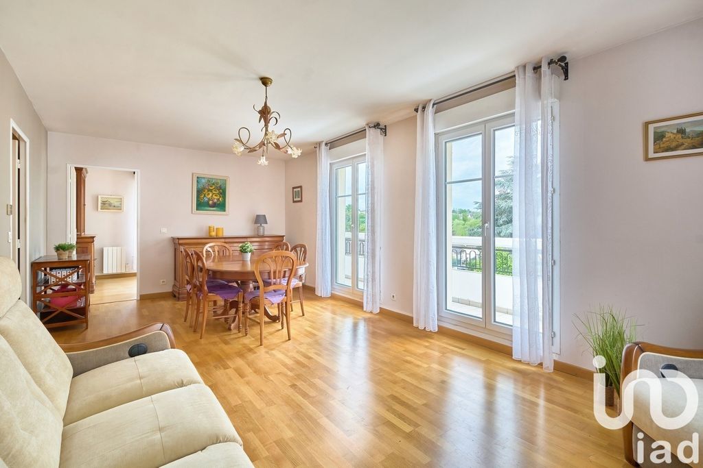 Achat appartement à vendre 5 pièces 106 m² - Osny