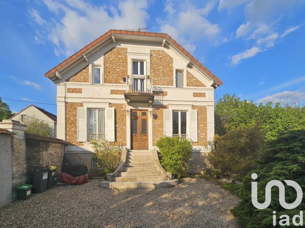Achat maison à vendre 4 chambres 160 m² - Soisy-sur-Seine