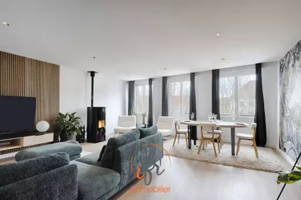 Achat appartement à vendre 5 pièces 121 m² - La Tour-du-Pin