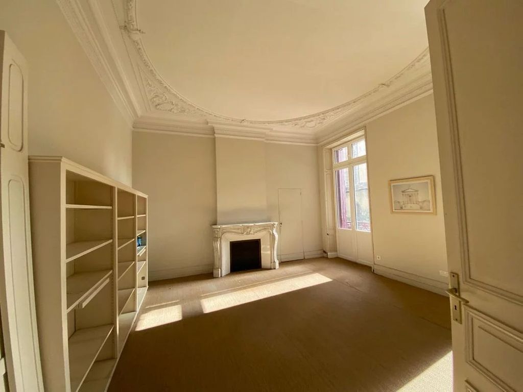 Achat appartement à vendre 6 pièces 120 m² - Narbonne