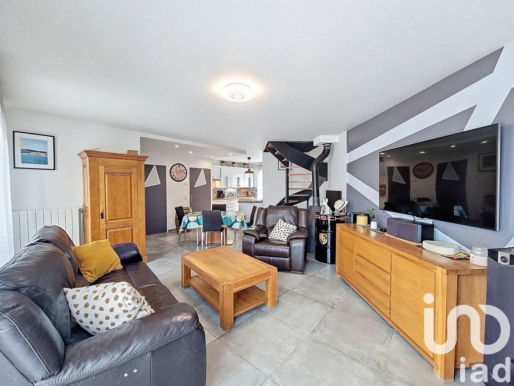 Achat maison à vendre 3 chambres 85 m² - Viry-Châtillon